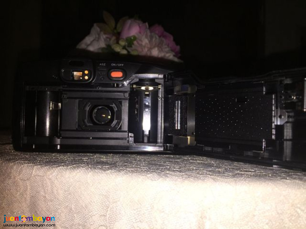 Minolta Freedom RIVA Zoom 9OEX