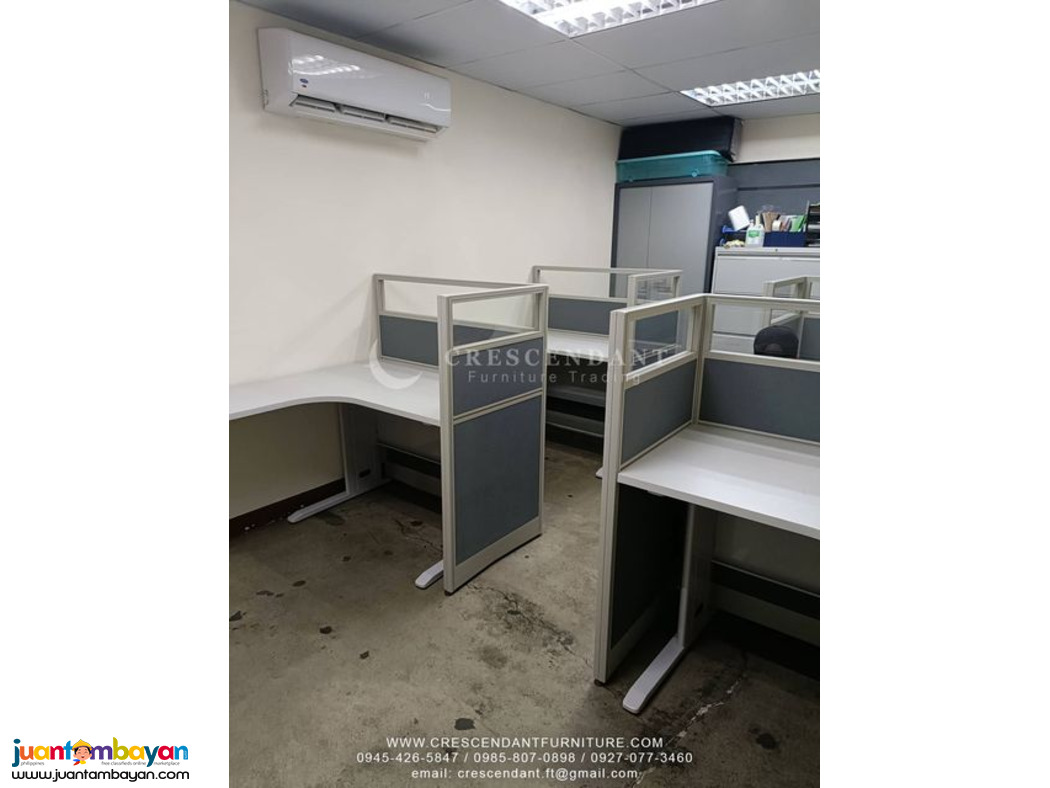 L-SHAPE OFFICE TABLE PARTITION WITH GLASS