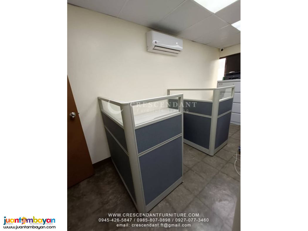 L-SHAPE OFFICE TABLE PARTITION WITH GLASS