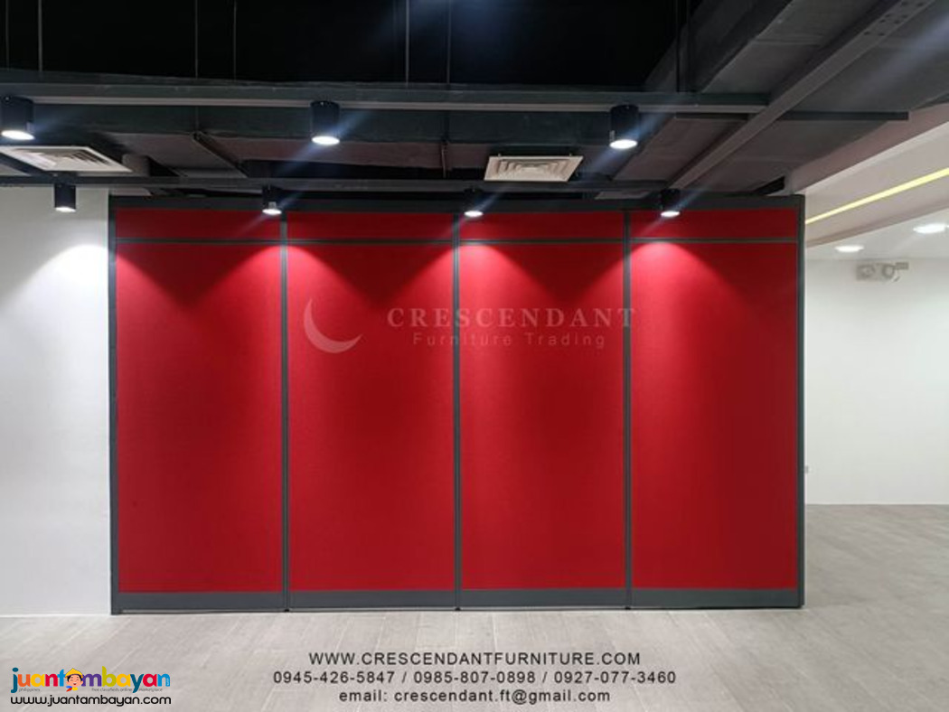MODULAR WALL OFFICE PARTITION WITH DOOR FULL FABRIC