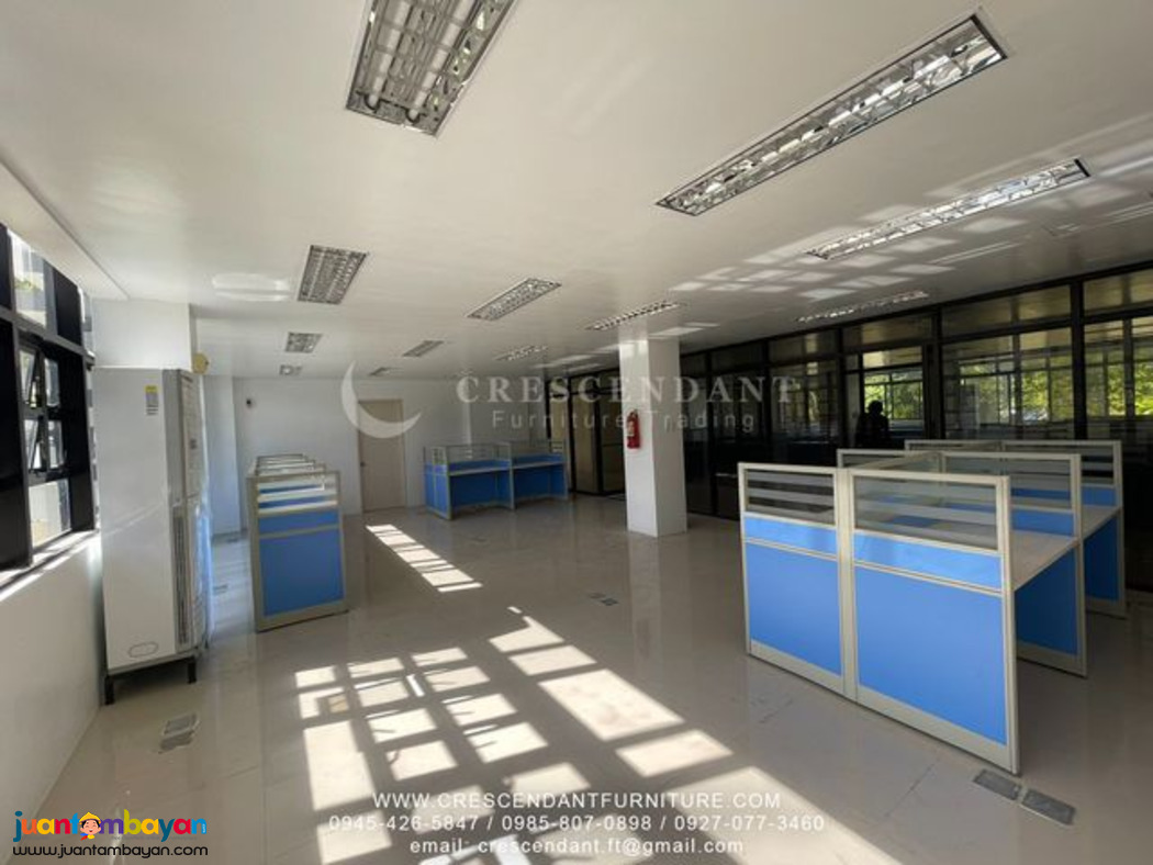 FABRIC PARTITION W/ GLASS AND FROSTICK STRIPE CUBICLE