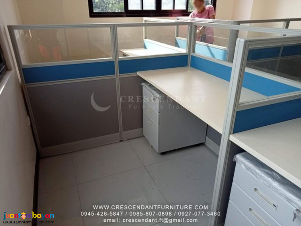 OFFICE CUBICLE AND MOBILE PEDESTAL / WORKSATION