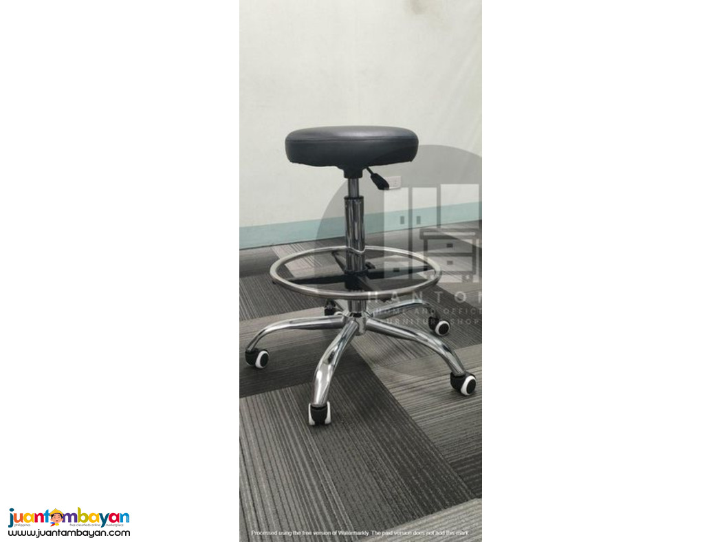 DRAFTING CHAIR