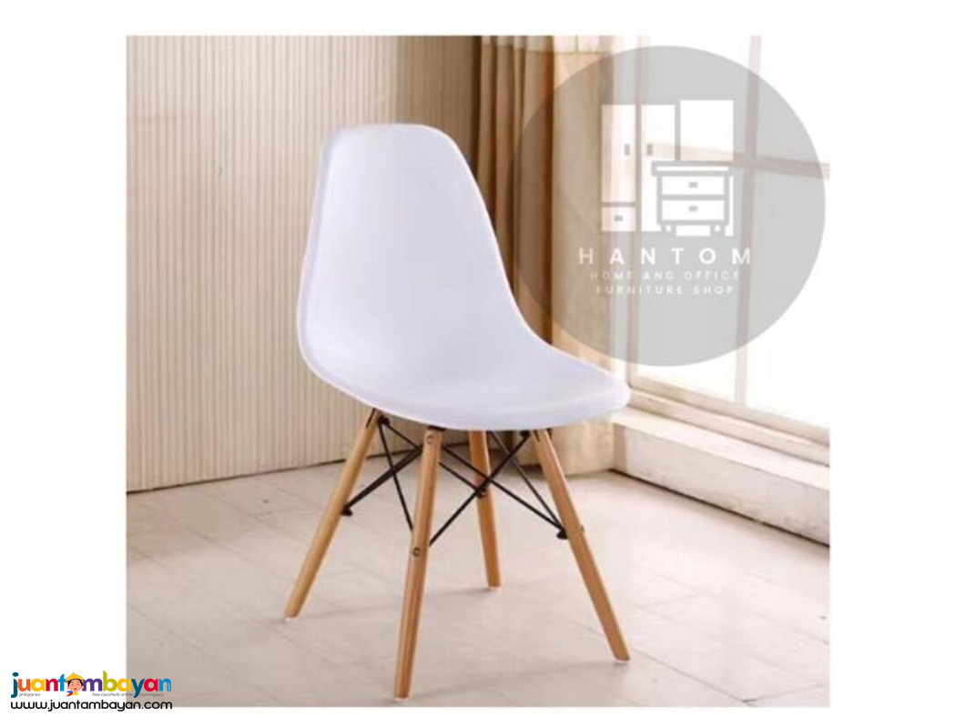 PANTRY CHAIR WOODEN LEGS 
