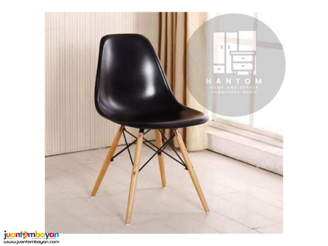 PANTRY CHAIR WOODEN LEGS 