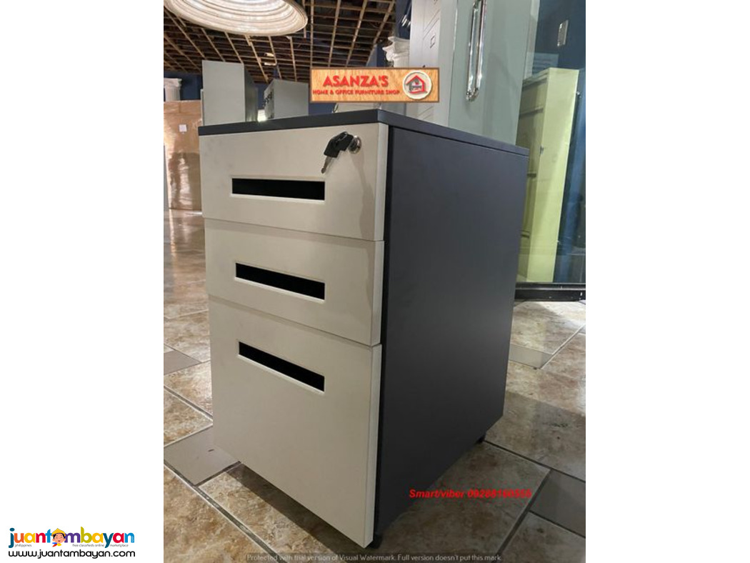 3 drawer mobile pedestal