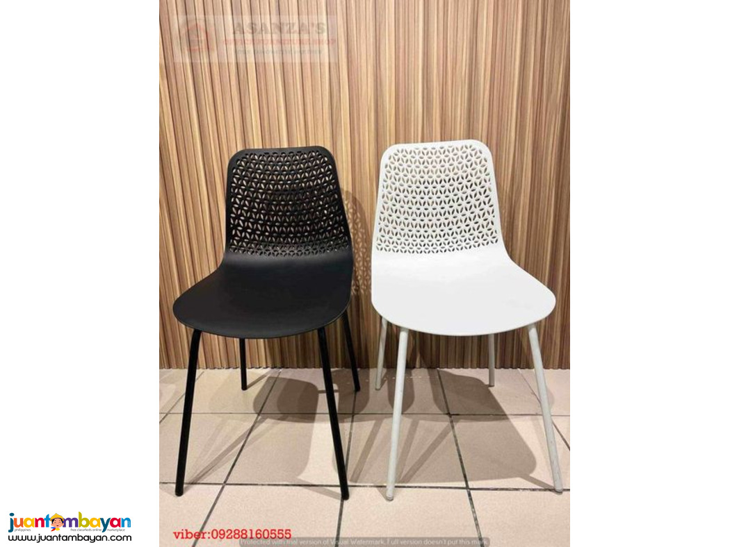STOCKABLE CHAIR