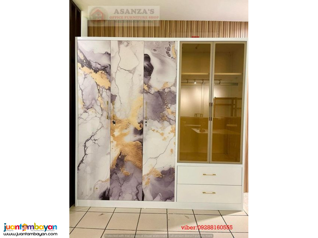 METAL WARDROBE