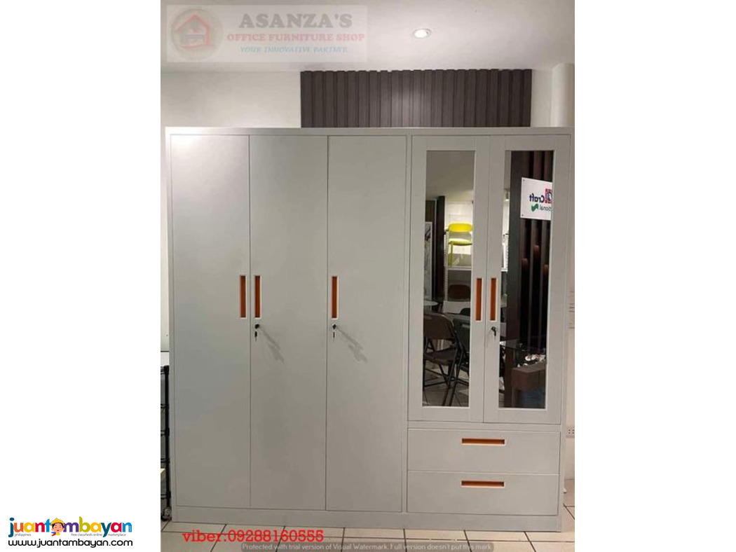 METAL WARDROBE
