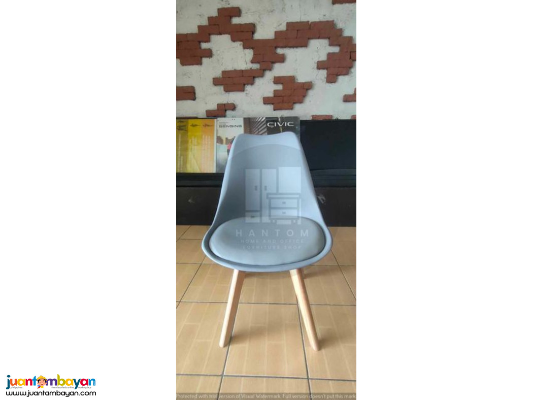 PANTRY CHAIR WOODEN LEGS LEATHER SEAT (FOAM INSIDE)