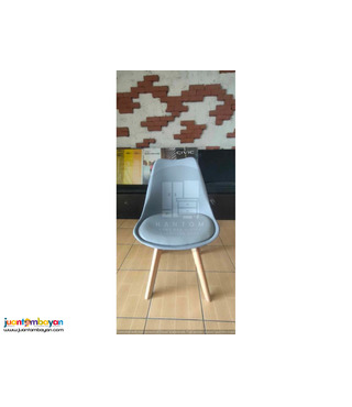 PANTRY CHAIR WOODEN LEGS LEATHER SEAT (FOAM INSIDE)