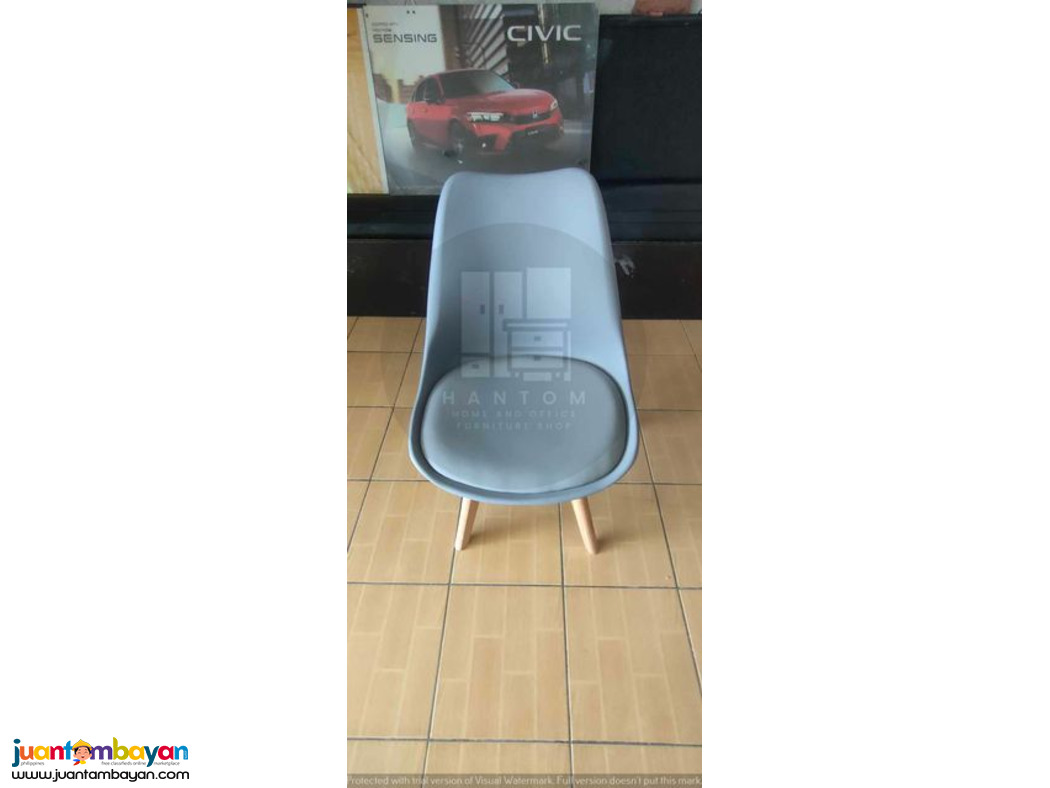 PANTRY CHAIR WOODEN LEGS LEATHER SEAT (FOAM INSIDE)