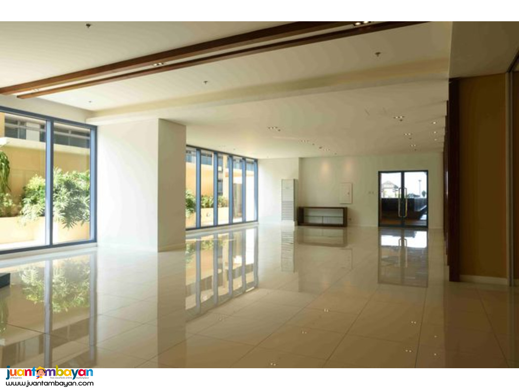 Malate Studio unit for sale near US Embassy and Diamond Hotel