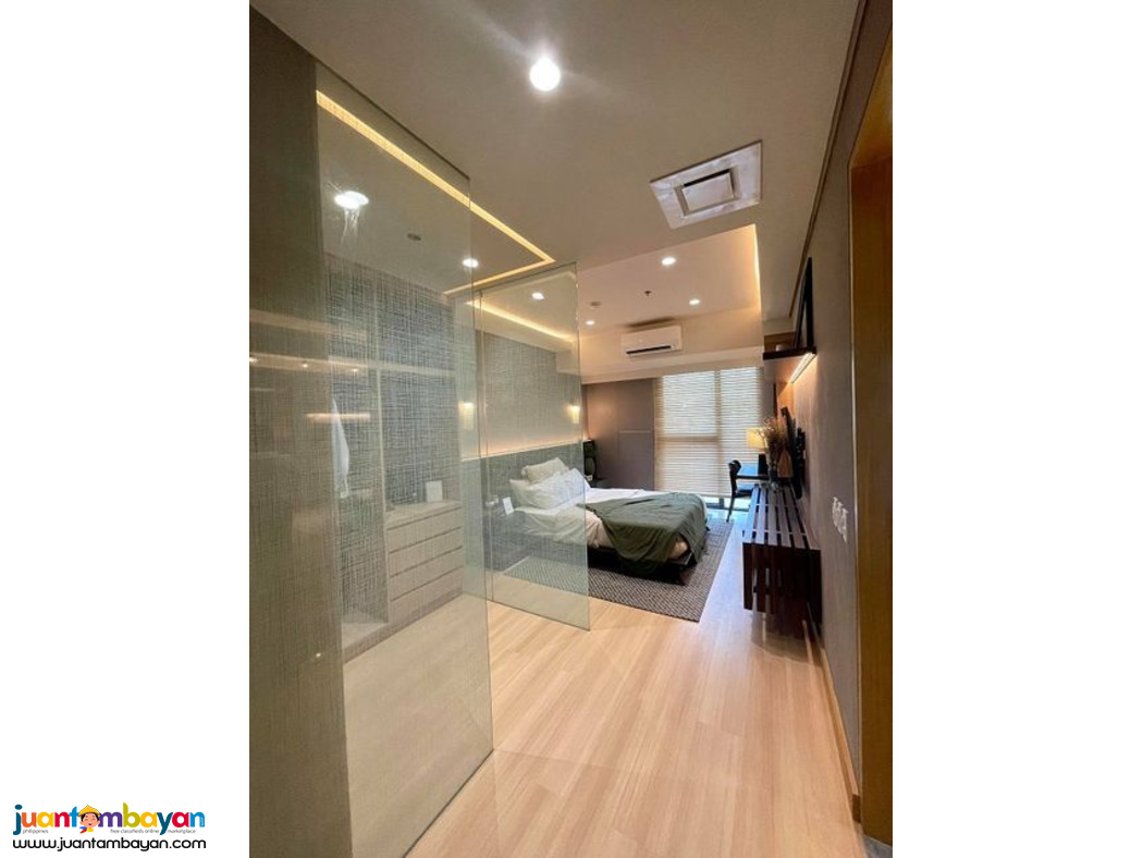 2BR HIGH END CONDO CEBU BUSINESS OARK NEAR AYALA CENTER