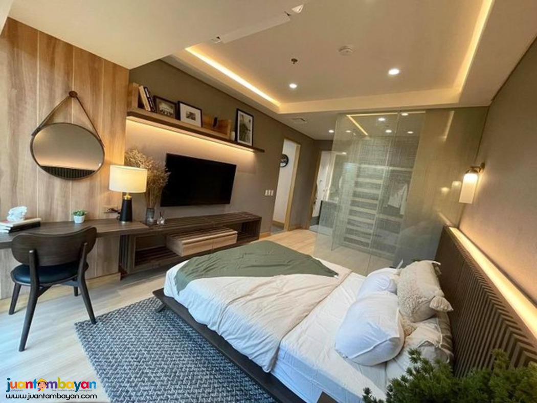 2BR HIGH END CONDO CEBU BUSINESS OARK NEAR AYALA CENTER