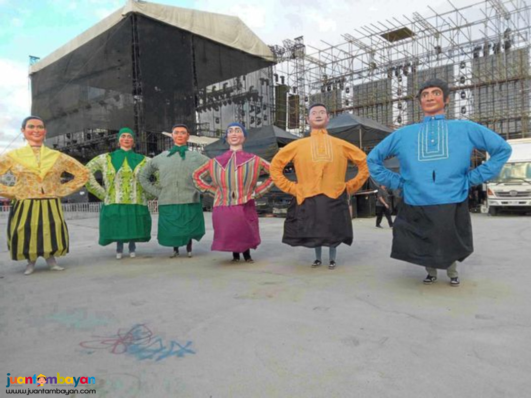 Higantes for parade