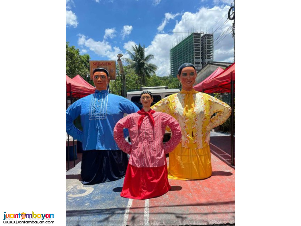 Higantes for parade