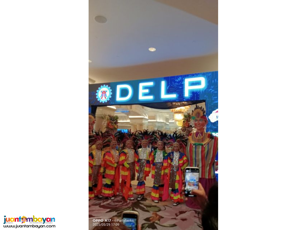Higantes for parade