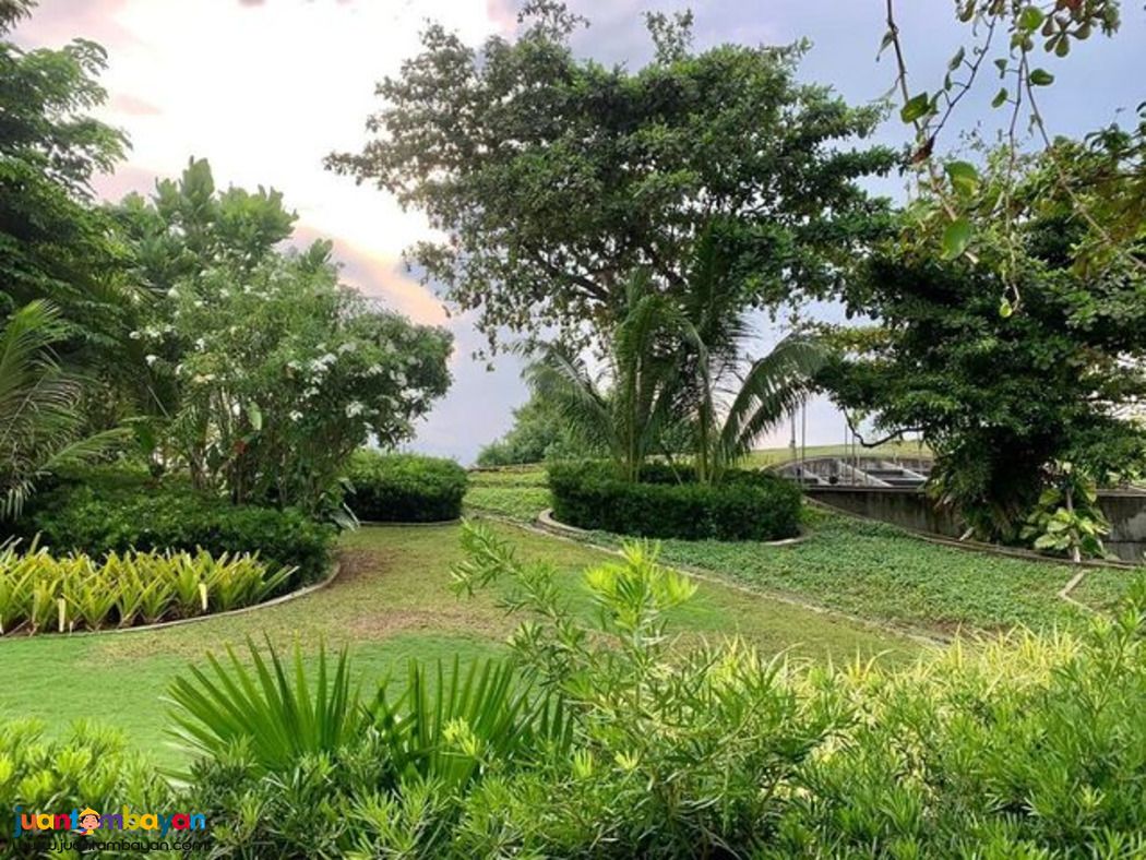 TAMBULI SEASIDE LIVING PENTHOUSE CONDO UNIT