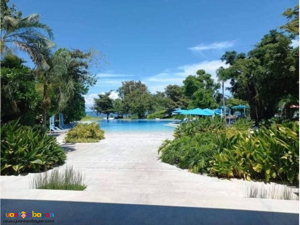 TAMBULI SEASIDE LIVING PENTHOUSE CONDO UNIT