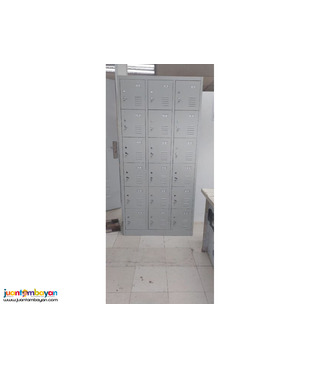 Steel locker 18 Doors Pre-owned