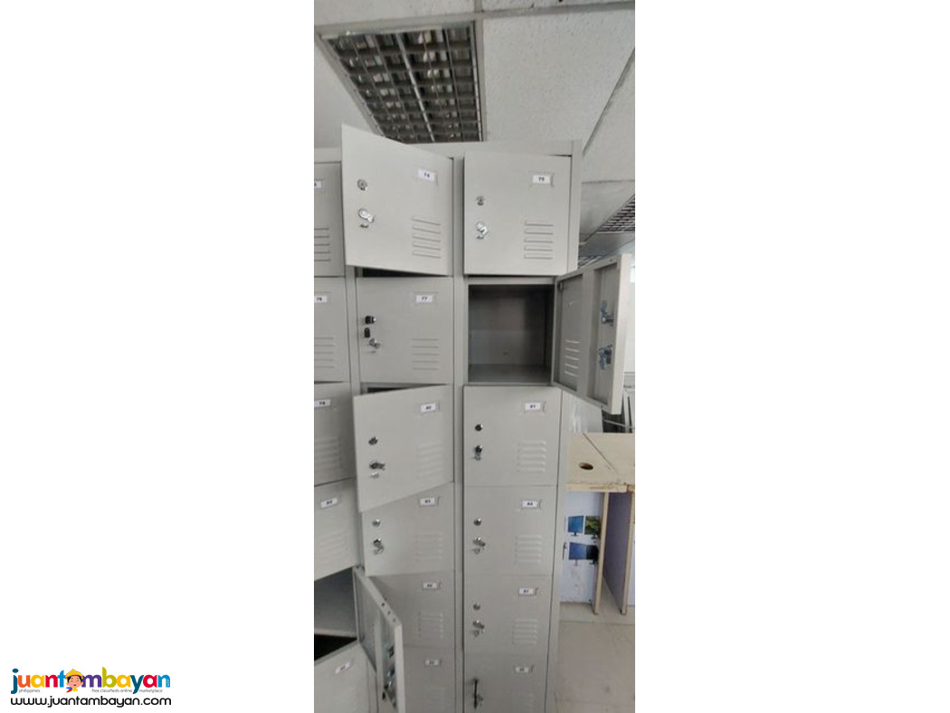 Steel locker 18 Doors Pre-owned