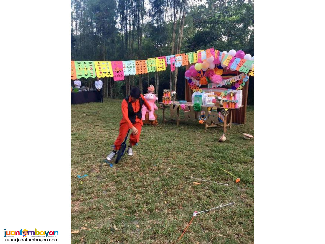 Halloween Entertainment