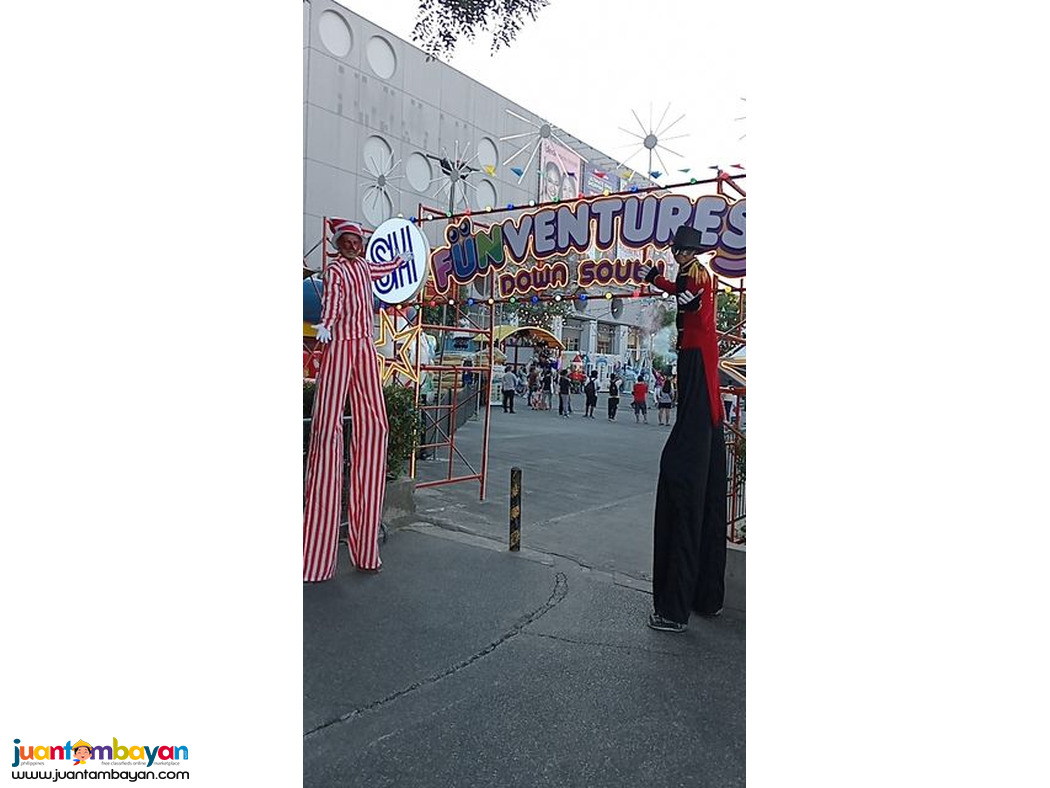 Party Entertainment, acrobatics show, stilt walker, juggler