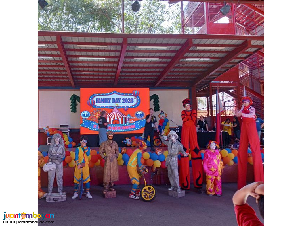 Party Entertainment, acrobatics show, stilt walker, juggler