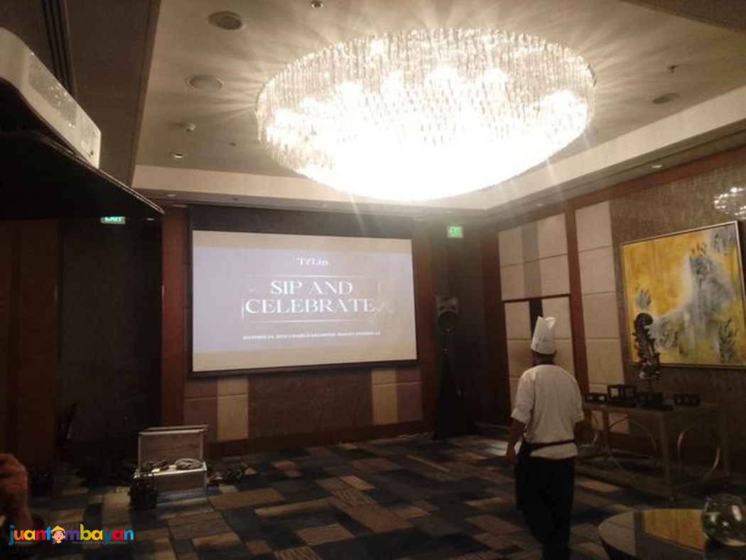 Multimedia Projector for Rental Events