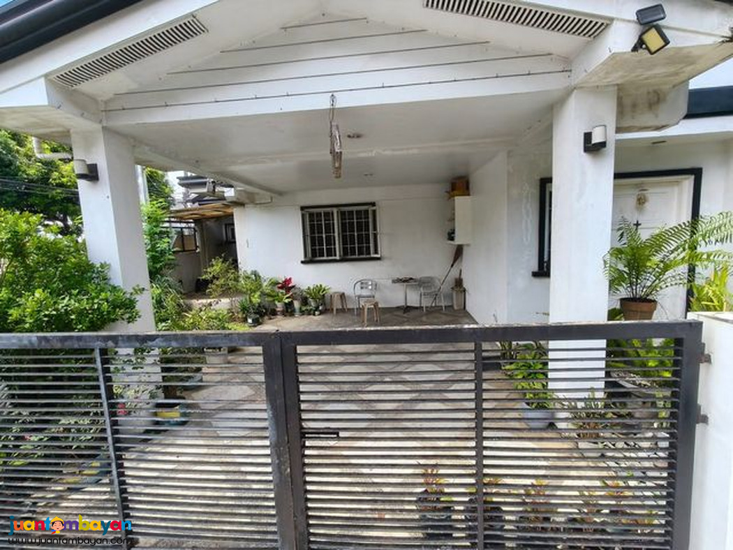FOR SALE HOUSE AND LOT