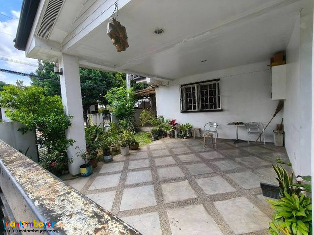 FOR SALE HOUSE AND LOT