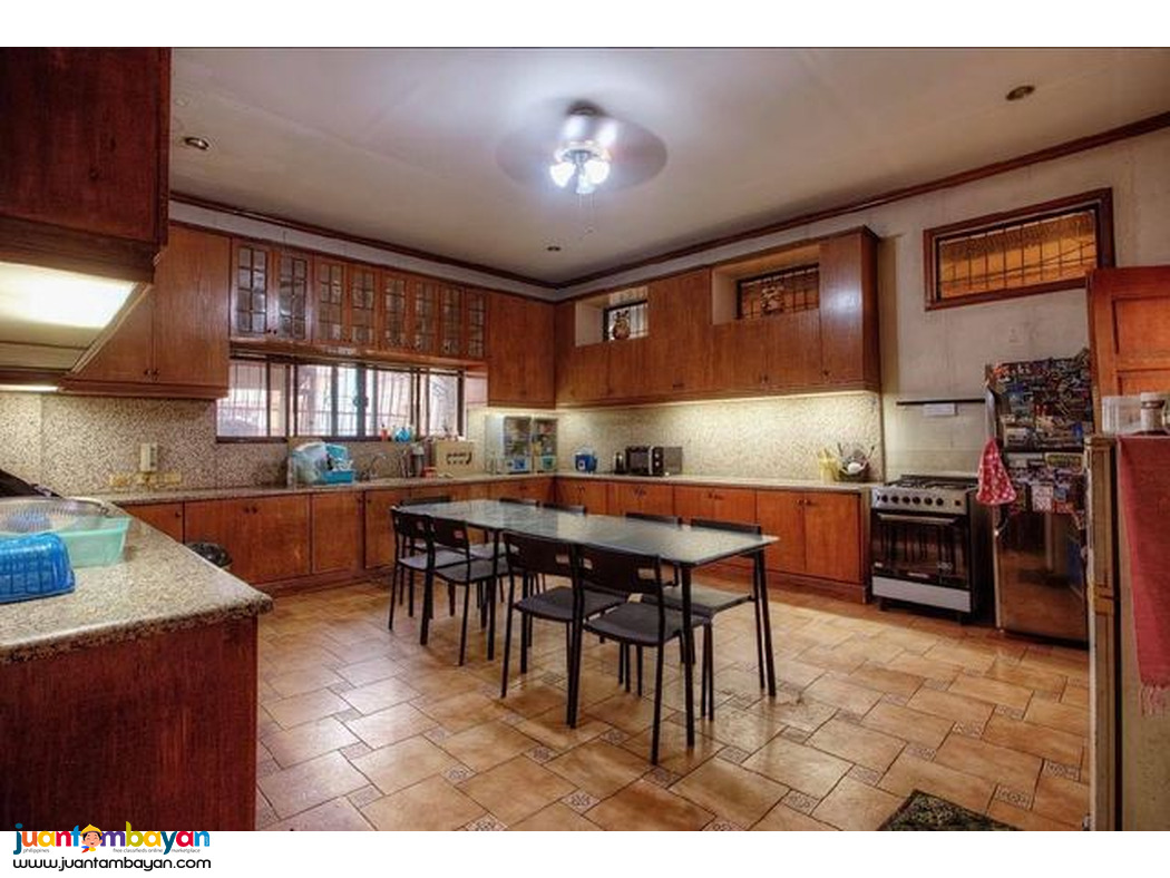 SALE SALE SALE APARTMENT LAS PINAS CITY