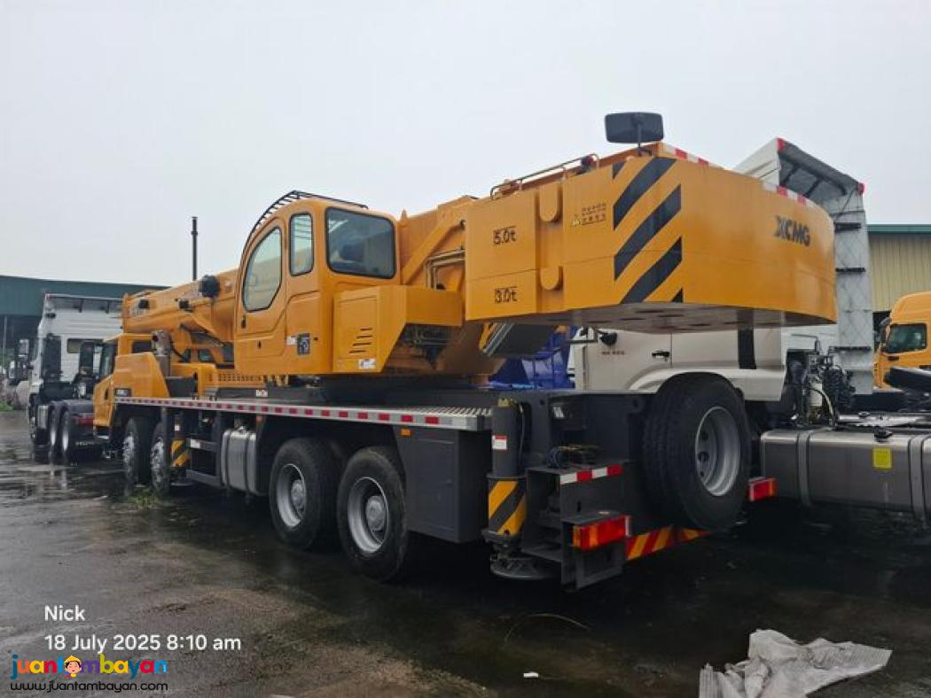 XCMG QY50KH MOBILE CRANE 50 TONS
