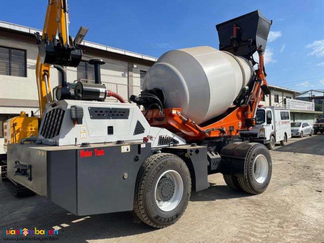 Powerquip H30 self feeding mixer 5cbm