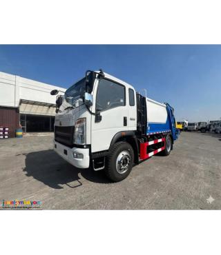 SINOTRUK HOMAN H3 4X2 GARBAGE COMPACTOR 5CBM