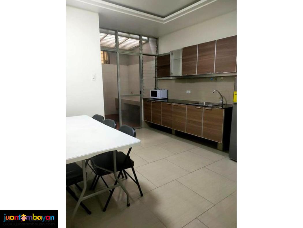 Pasay 3-Storey Townhouse for Rent – Staff House / Office