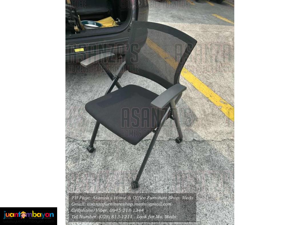 FOLDING CHAIR WITH ARMREST & WHEELS 