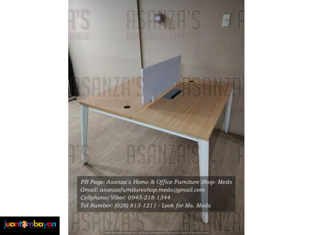 WORKSTATION TABLE W/ SCREEN PANEL