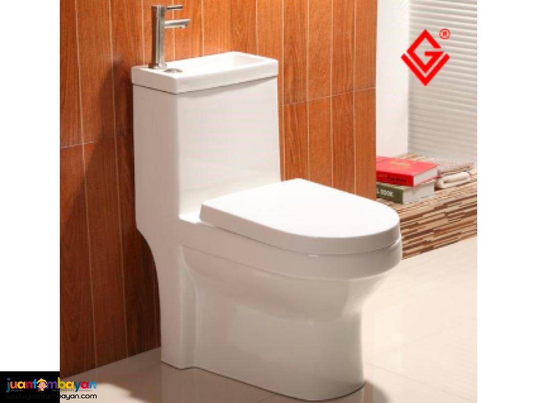 wATER CLOSET
