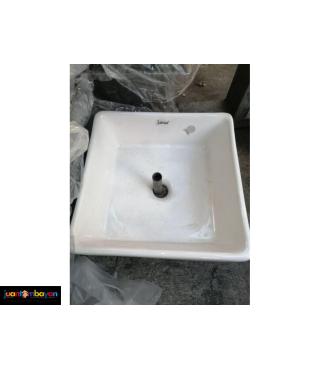 LAVATORY BASIN