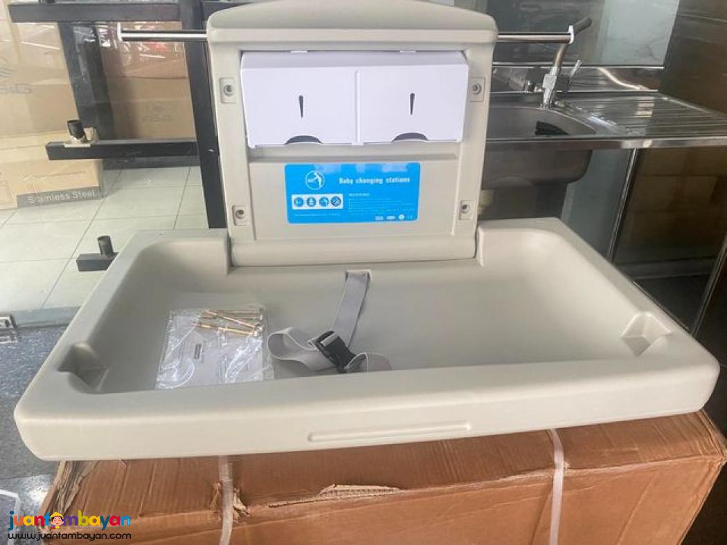 BABY STATION CHANGING TABLE