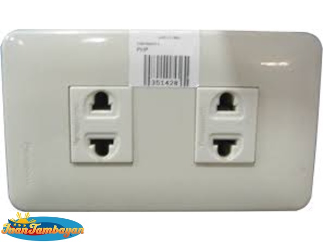 Panasonic WNG-1091-7 universal recep 2Gang Universal Outlet panasonic