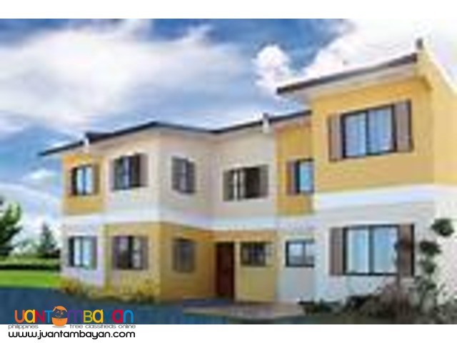 Pines Model Town House for Sale in Carmona