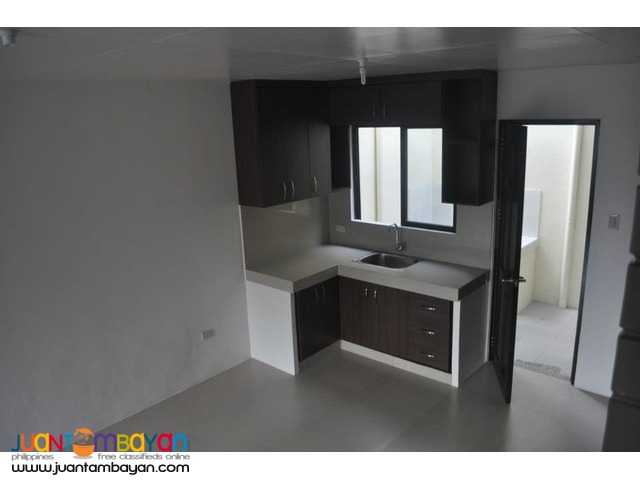 Elegant Townhouse near SM San Mateo, Affordable at 10percent DP