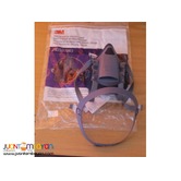 3M 7501 Professional Half Facepiece Respirator (Small)