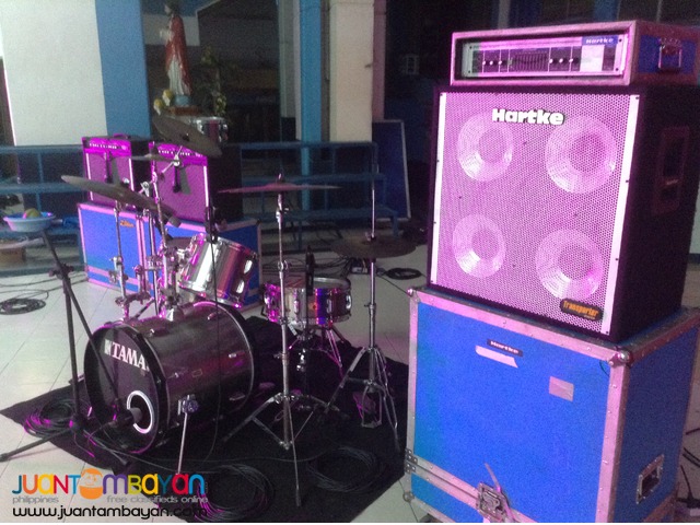 For rent complete lights and sound (PA system,mobile,backline) 